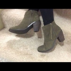Ankle booties